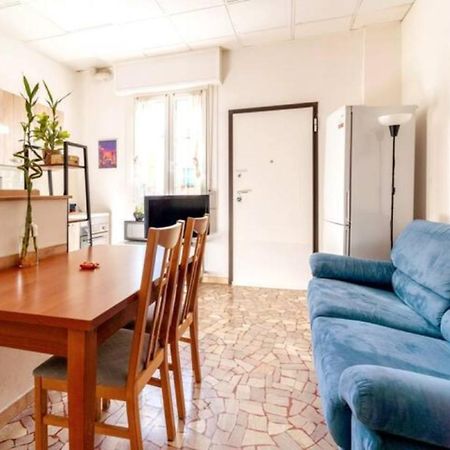 Casa 18 Fiera Apartments - Self Check In Болонья Екстер'єр фото