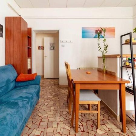 Casa 18 Fiera Apartments - Self Check In Болонья Екстер'єр фото
