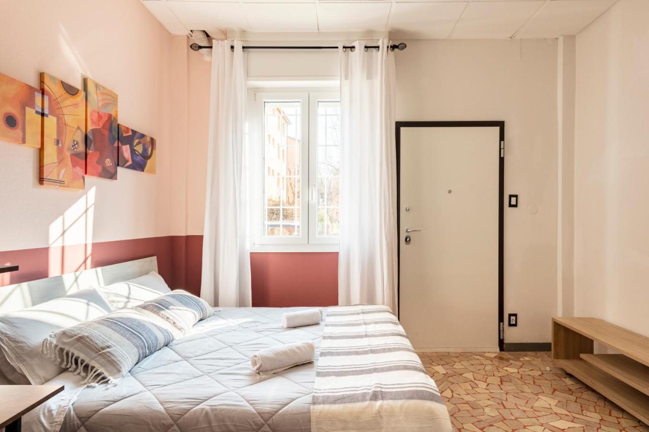 Casa 18 Fiera Apartments - Self Check In Болонья Екстер'єр фото